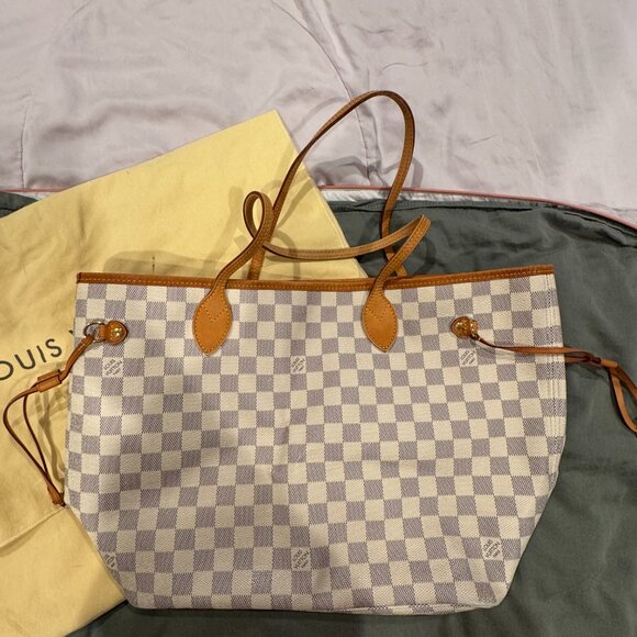 Louis Vuitton Neverfull Damier Azur MM Tote Bag - Picture 2 of 11